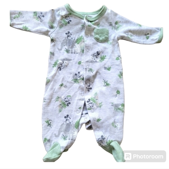 Vintage Disney Newborn Mickey Onsie in Green and White Size Newborn - Picture 1 of 5